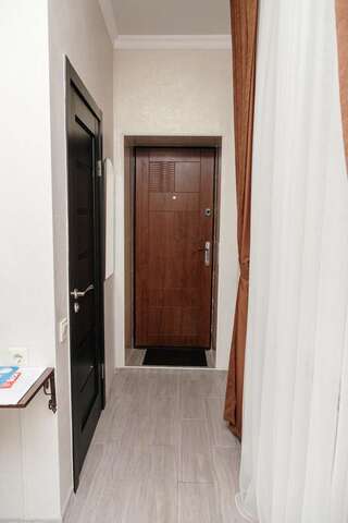 Отели типа «постель и завтрак» Mini Otel Cozy Patio Одесса Бюджетный двухместный номер с 1 кроватью-7